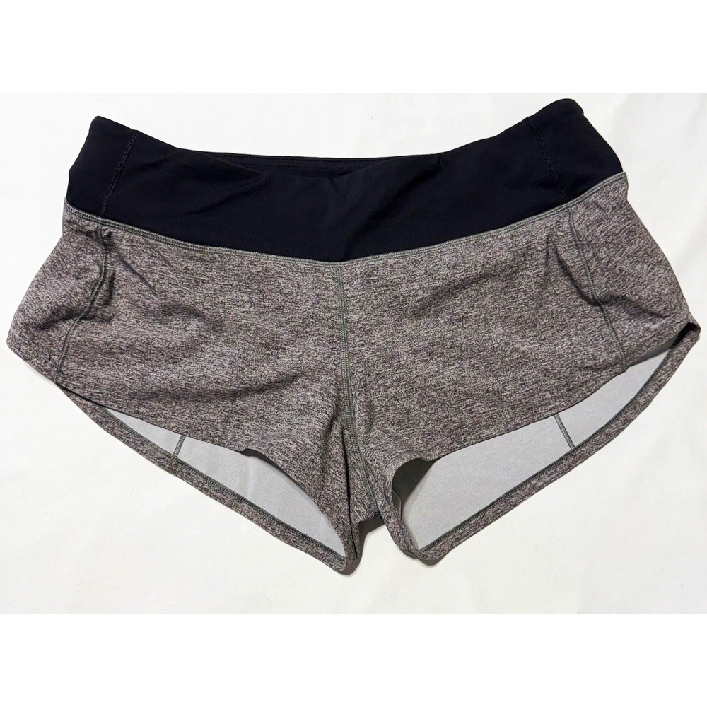Lululemon Tracker Short II Size 6 Heathered Black Grey Running Shorts 4 Inseam